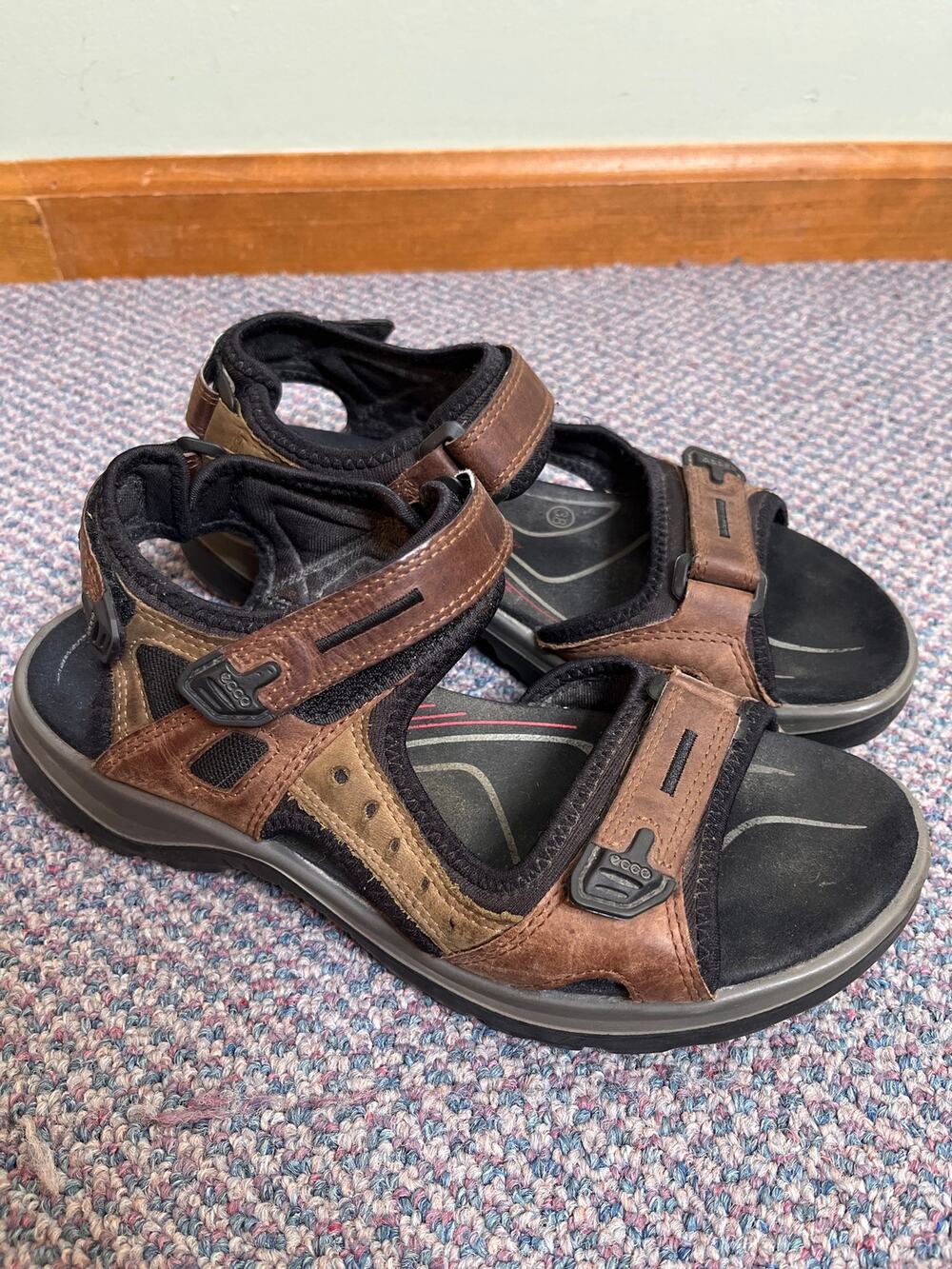 Ecco Brown Yucatan Hiking Walking Sandals 38 US 7-7.5
